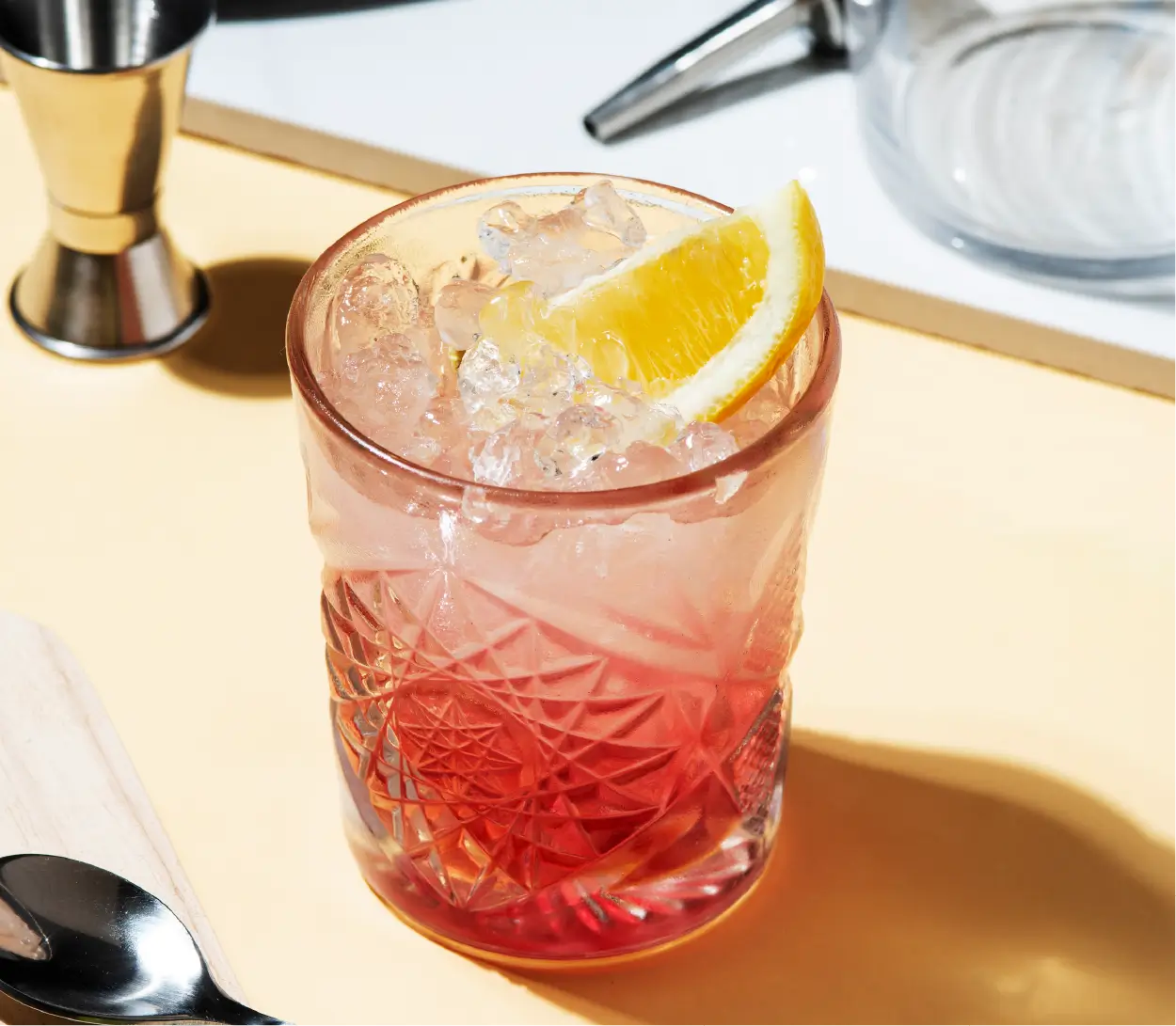 Amerruk Dining pool bar3